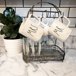 Vintage Style Farmhouse Metal Dish Caddy